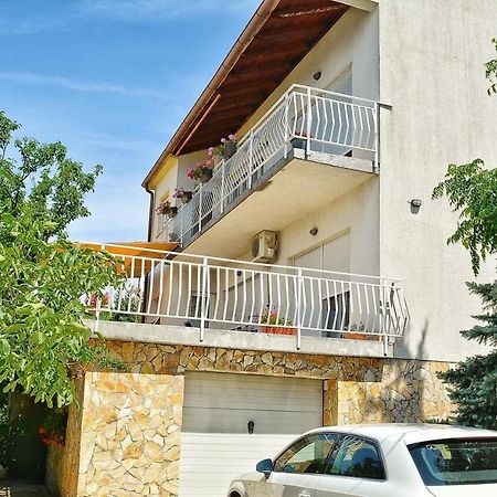 Apartments With A Parking Space Smrika, Kraljevica - 15709 외부 사진