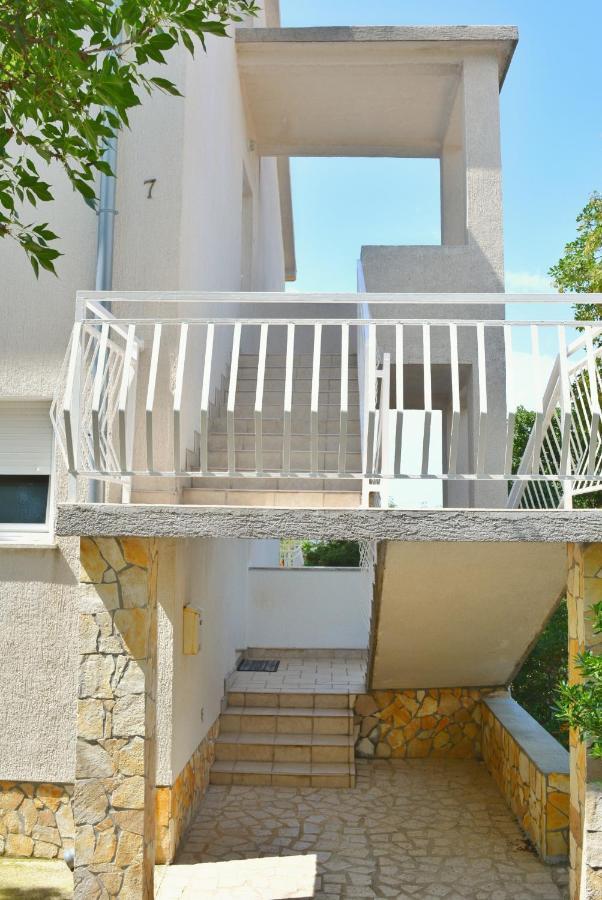 Apartments With A Parking Space Smrika, Kraljevica - 15709 외부 사진